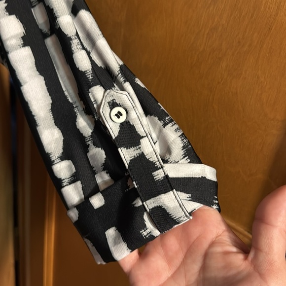 Peter Nygard Blue and Black Button-Up Shirt size large - Picture 6 of 6